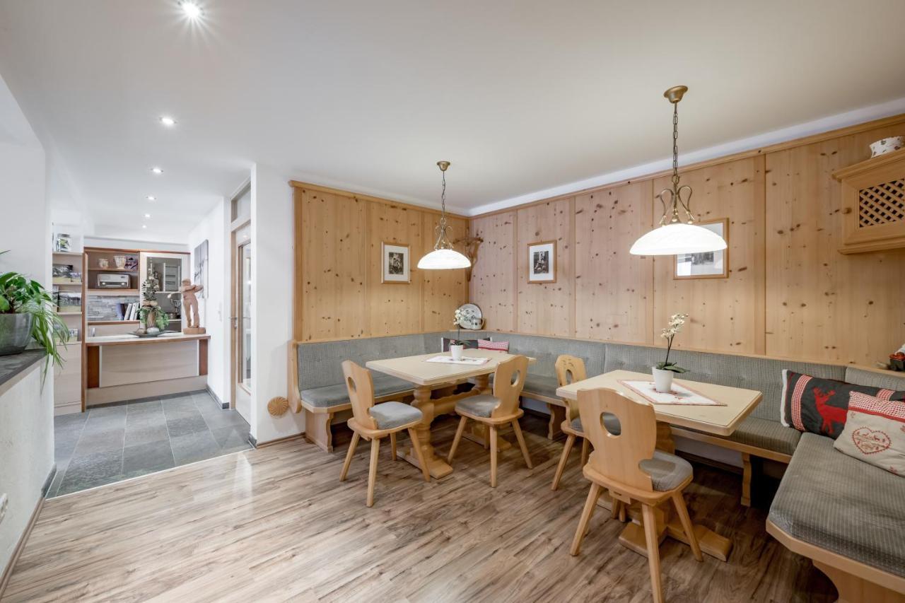 Platoell Homes Зерфаус Екстериор снимка