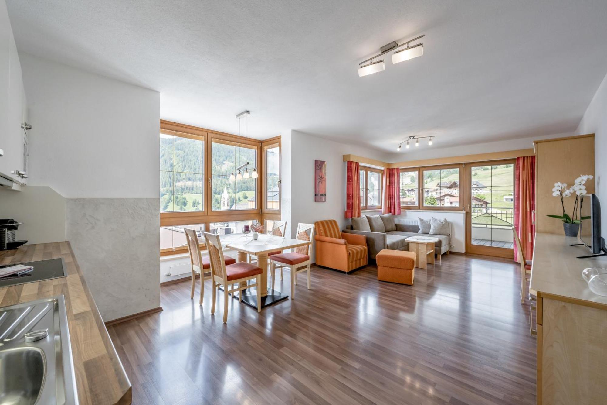 Platoell Homes Зерфаус Екстериор снимка