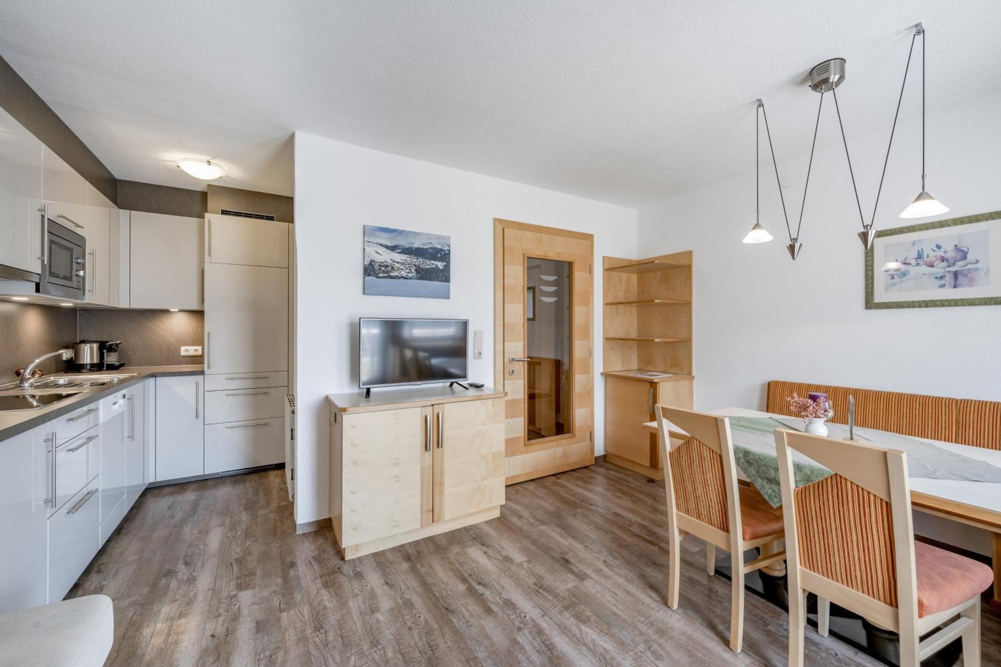 Platoell Homes Зерфаус Екстериор снимка